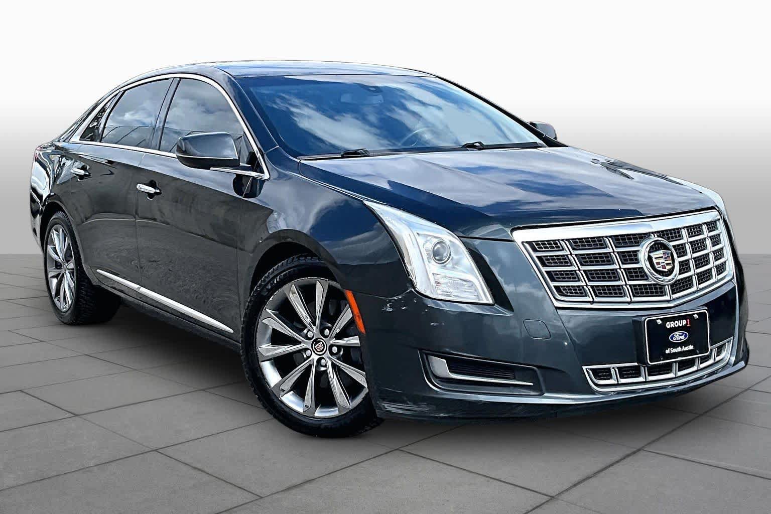 Used 2015 Cadillac XTS FWD image 3