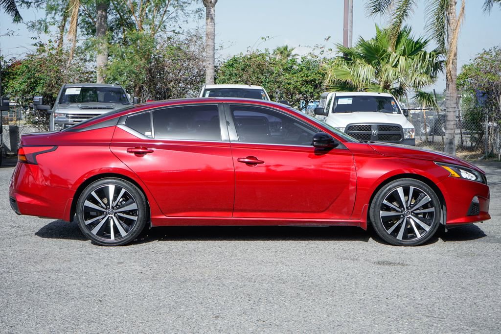 Used 2022 Nissan Altima 2.0 SR FWD image 10