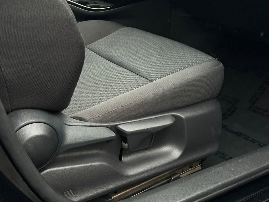 Used 2024 Toyota Prius LE image 13