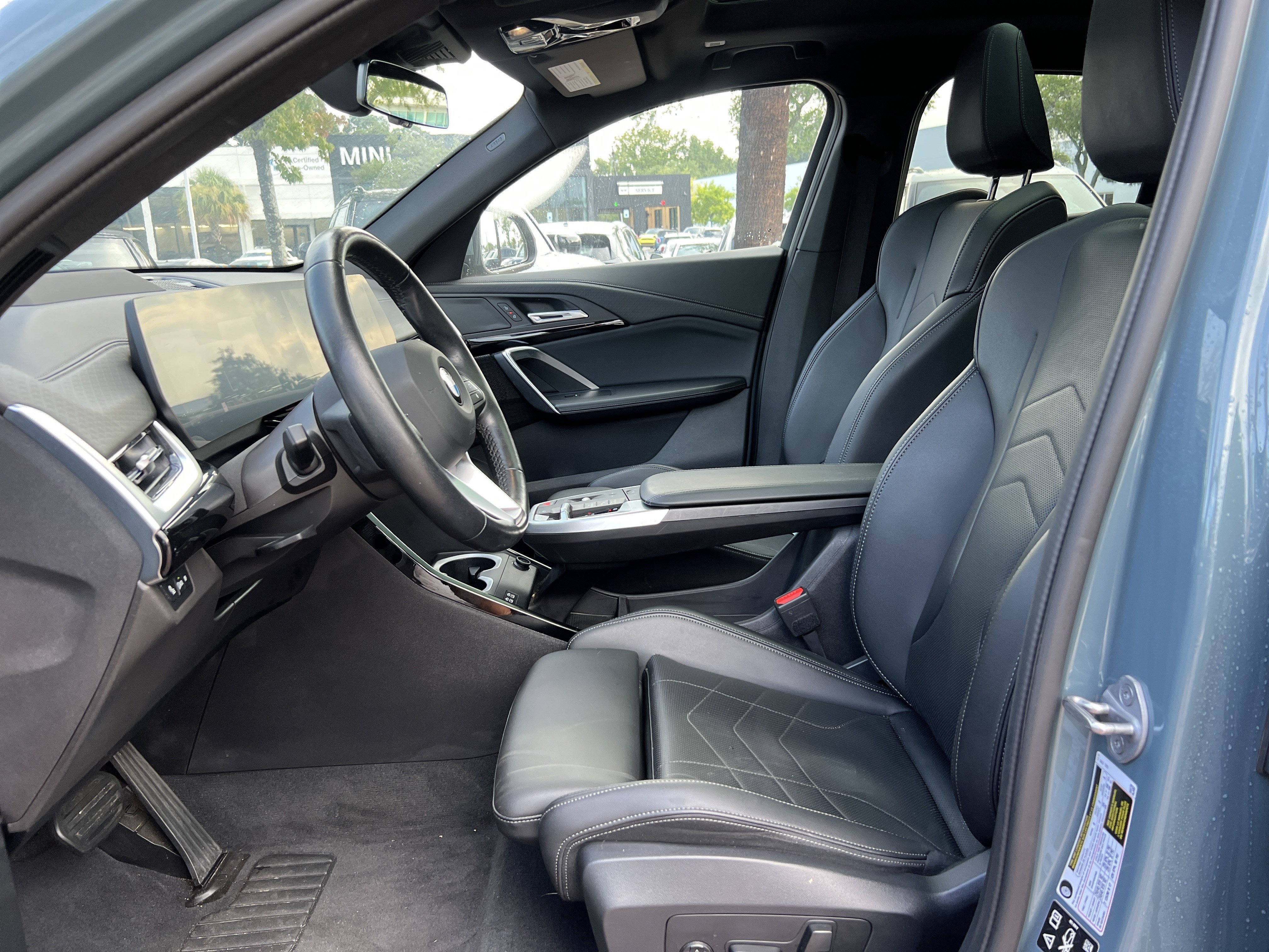 Certified 2025 BMW X2 xDrive28i AWD/4WD image 16