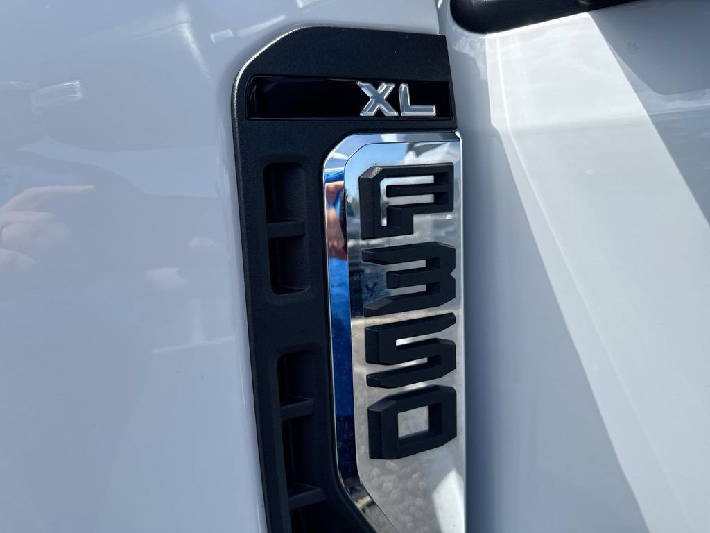 Used 2023 Ford F350 XL AWD/4WD image 25