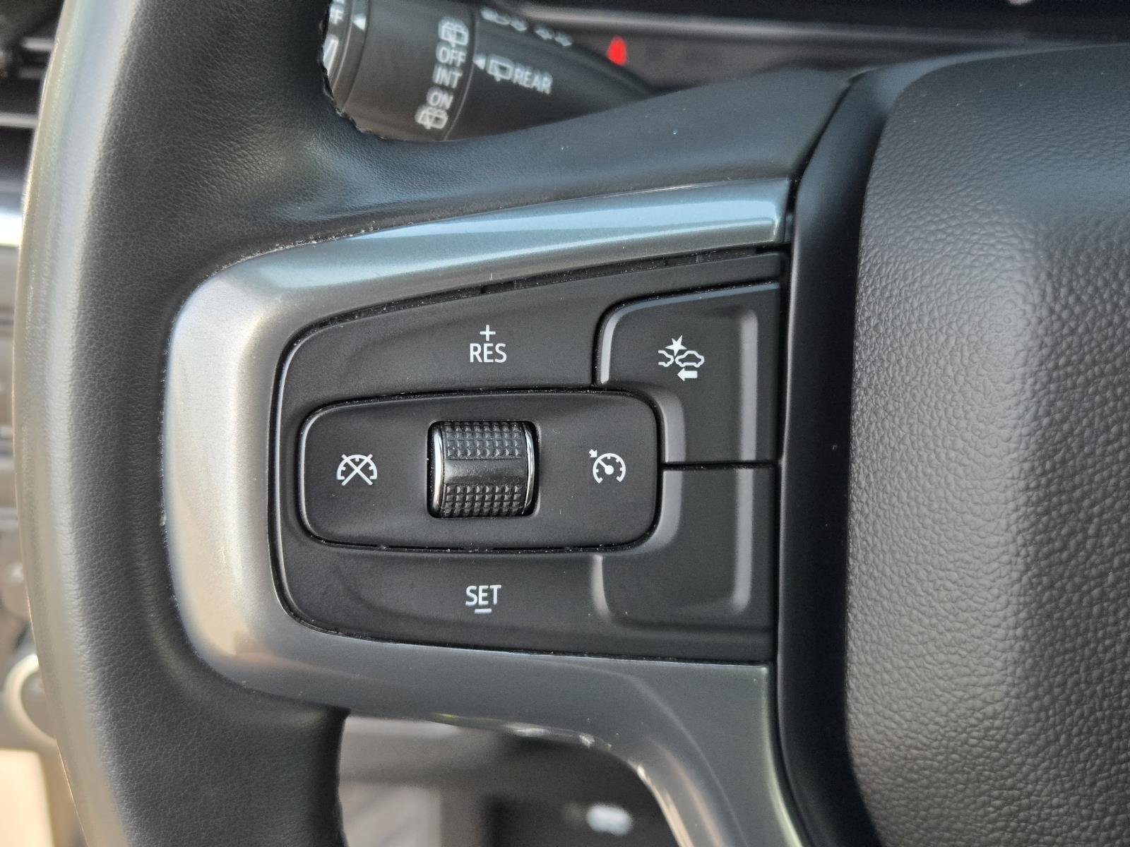 Used 2023 Chevrolet Tahoe LT RWD image 17