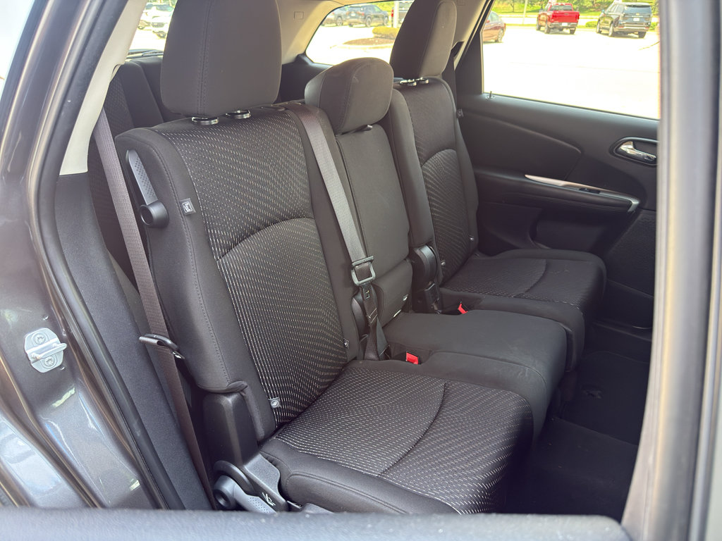 Used 2019 Dodge Journey SE w/ Premium Group FWD image 28
