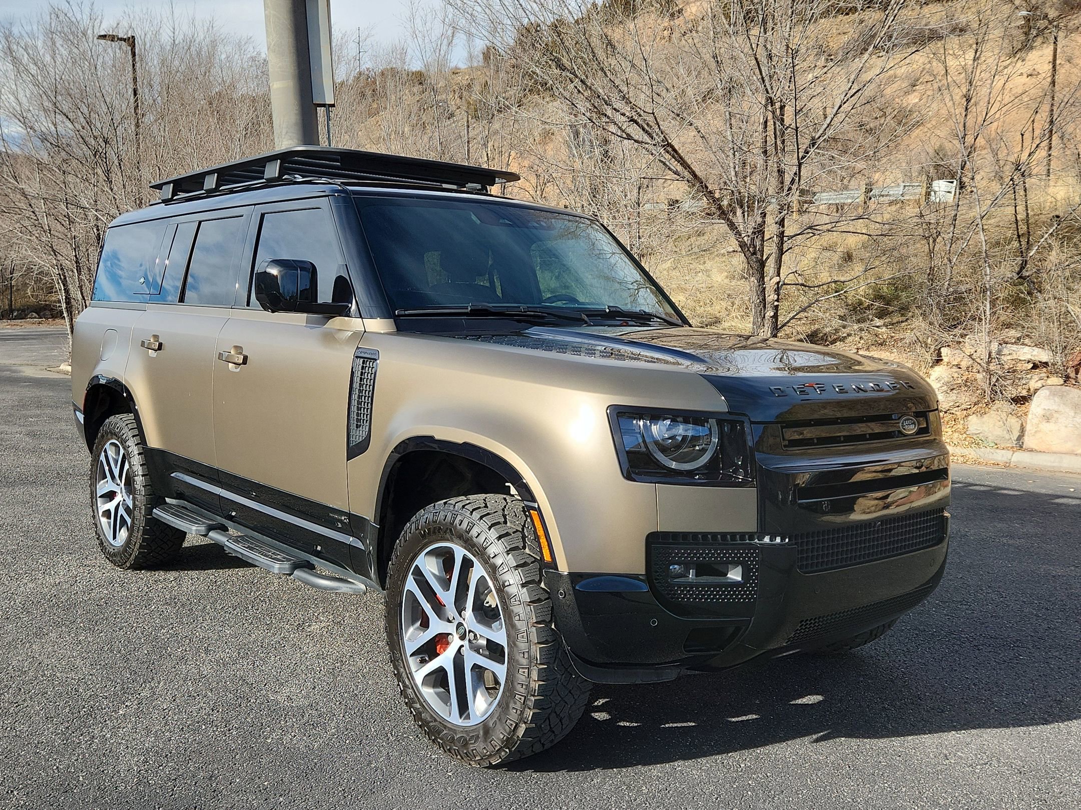 Used 2024 Land Rover Defender 130 X image 7