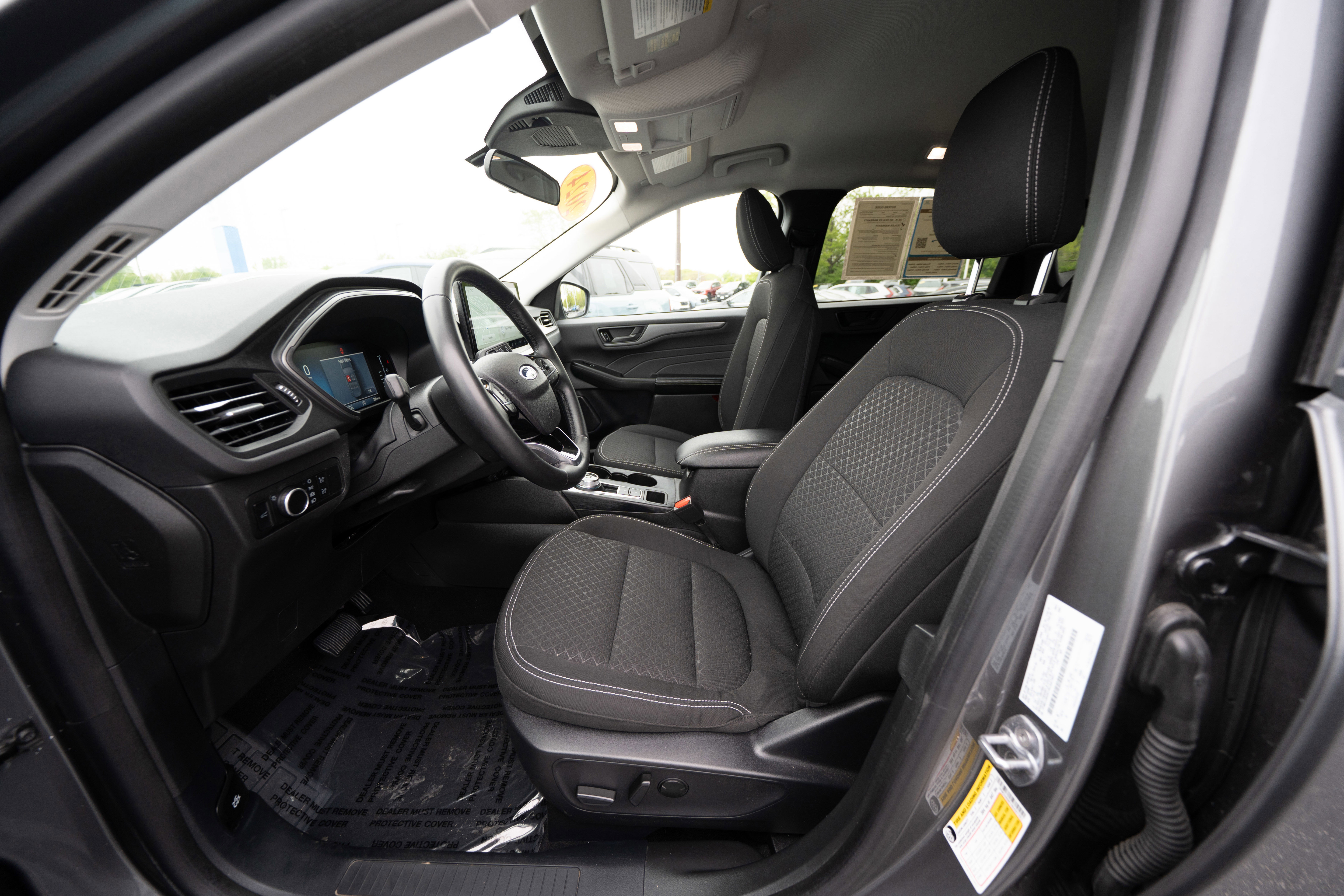 Used 2024 Ford Escape Active w/ Tech Pack #1 AWD/4WD image 9