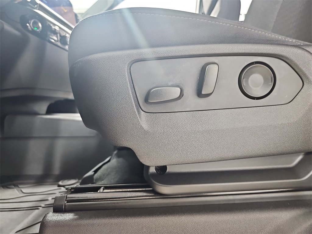 Certified 2023 Chevrolet Silverado 1500 LT image 34