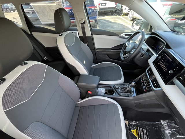 New 2026 Volkswagen Taos SE AWD/4WD image 5