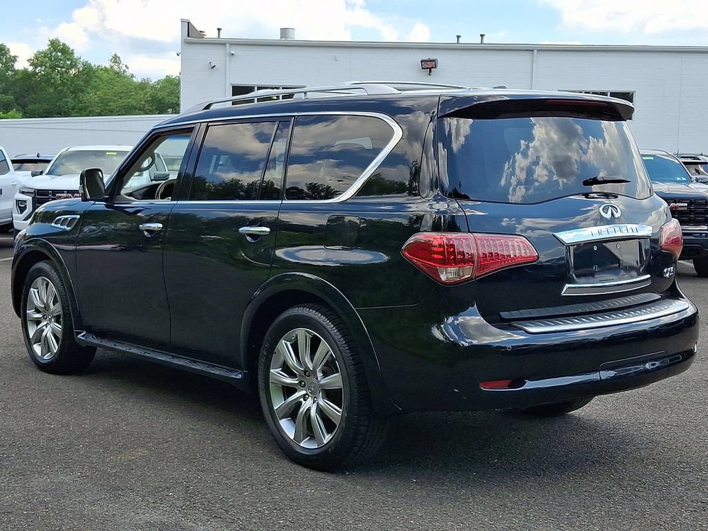 Used 2011 INFINITI QX56 4WD w/ Deluxe Touring Pkg image 4