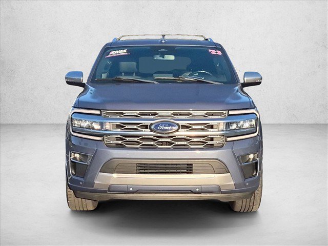 Used 2023 Ford Expedition Platinum RWD image 2