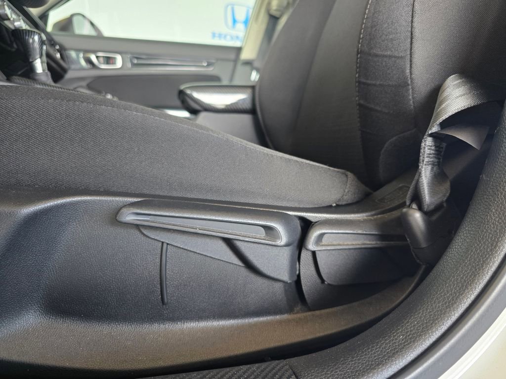 Used 2023 Honda Civic LX image 10