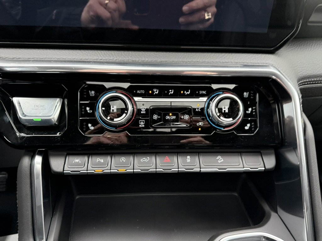 New 2026 GMC Sierra 1500 Denali w/ Denali Reserve Package image 17