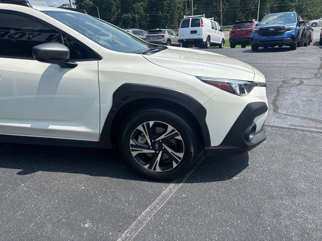 Used 2024 Subaru Crosstrek 2.0i Premium AWD/4WD image 5