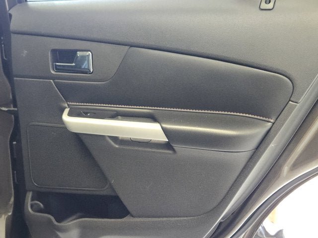 Used 2011 Ford Edge Limited w/ 302A Rapid Spec Order Code FWD image 11