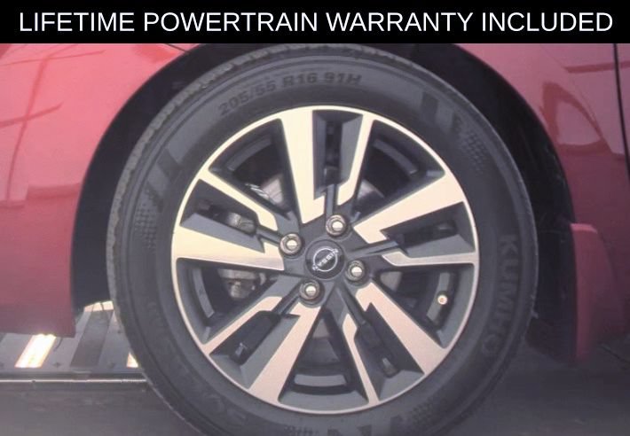 Used 2024 Nissan Versa SV w/ Trunk Package FWD image 4