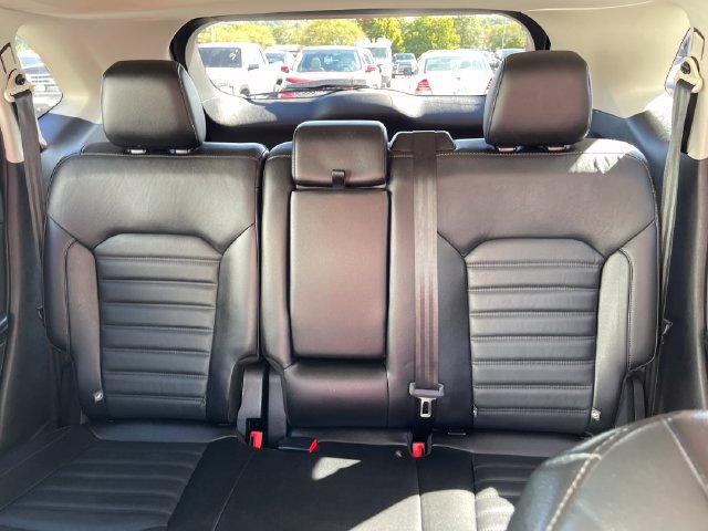 Used 2016 Ford Edge SEL w/ Equipment Group 201A AWD/4WD image 28
