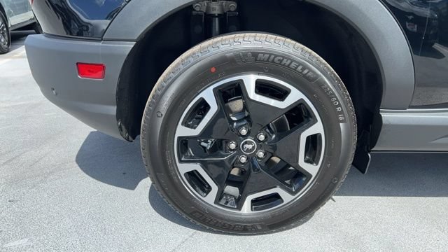New 2024 Ford Bronco Sport Outer Banks w/ Tech Package AWD/4WD image 4