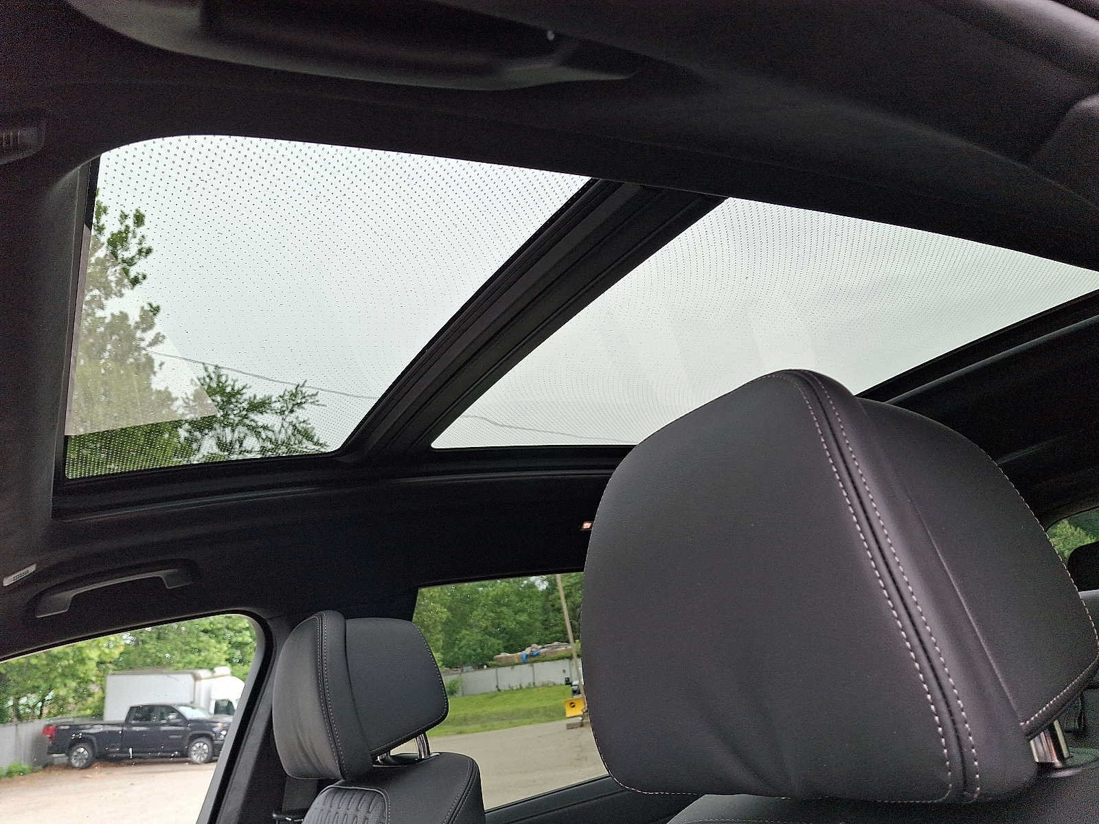 Used 2025 BMW X7 M60i w/ Executive Package AWD/4WD image 16