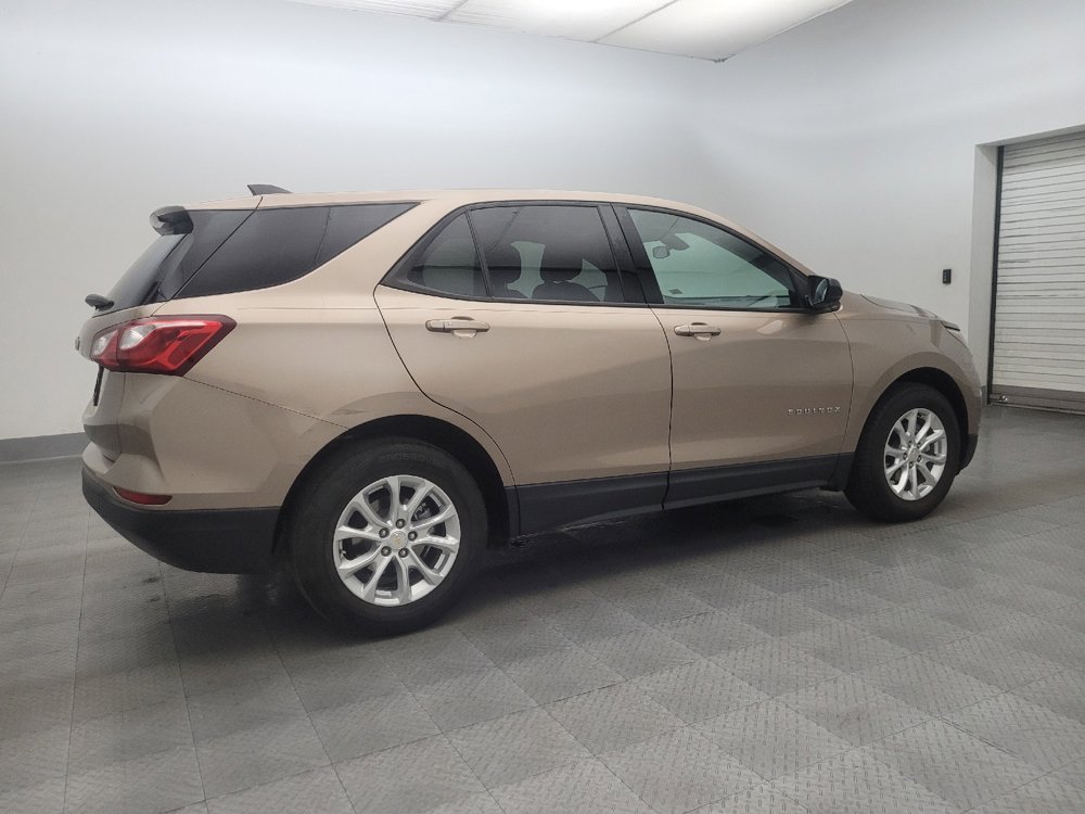 Used 2019 Chevrolet Equinox LS w/ LS Convenience Package image 10