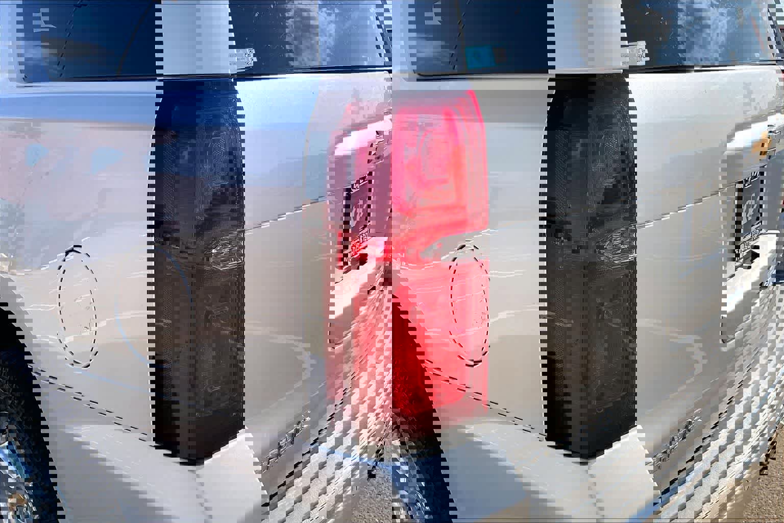 Used 2019 Chevrolet Tahoe Premier image 31