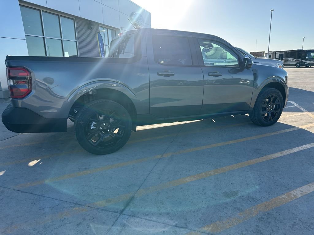 New 2026 Ford Maverick Lariat w/ Black Appearance Package AWD/4WD image 8