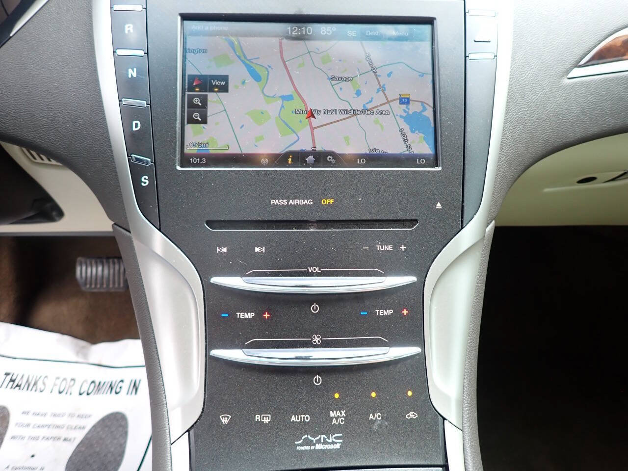Used 2013 Lincoln MKZ FWD image 10