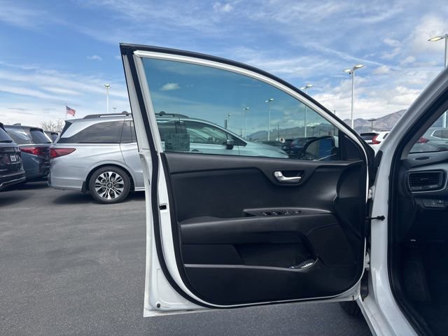 Used 2022 Kia Rio LX FWD image 8