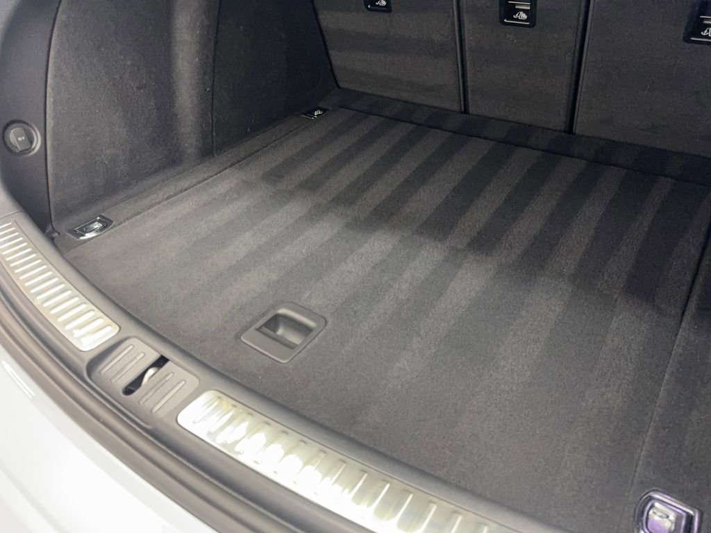 Used 2022 Porsche Macan AWD/4WD image 75