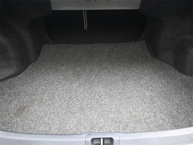 Used 2017 Toyota Camry SE image 10