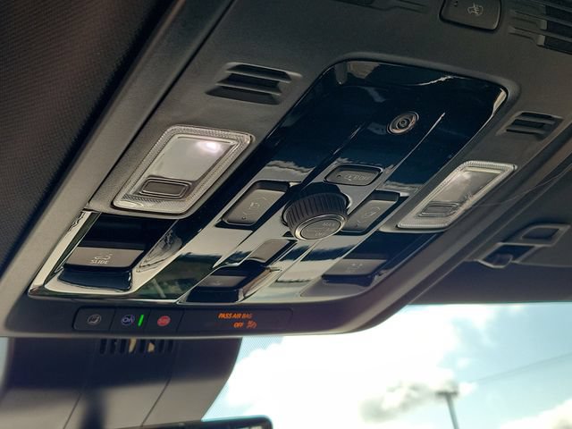 New 2026 GMC Yukon AT4 Ultimate AWD/4WD image 25