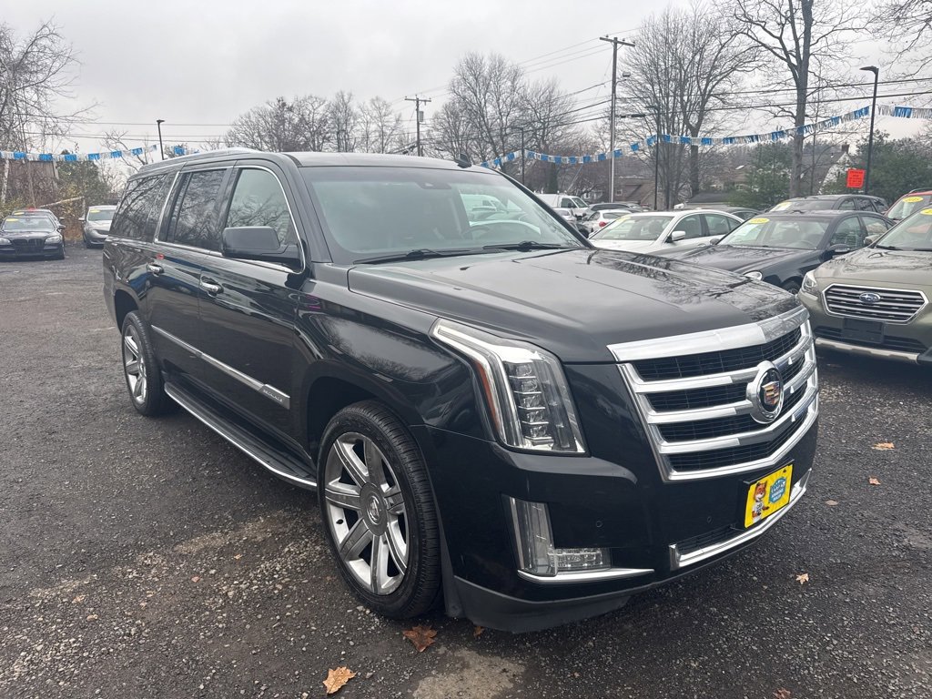Used 2015 Cadillac Escalade ESV Luxury image 6