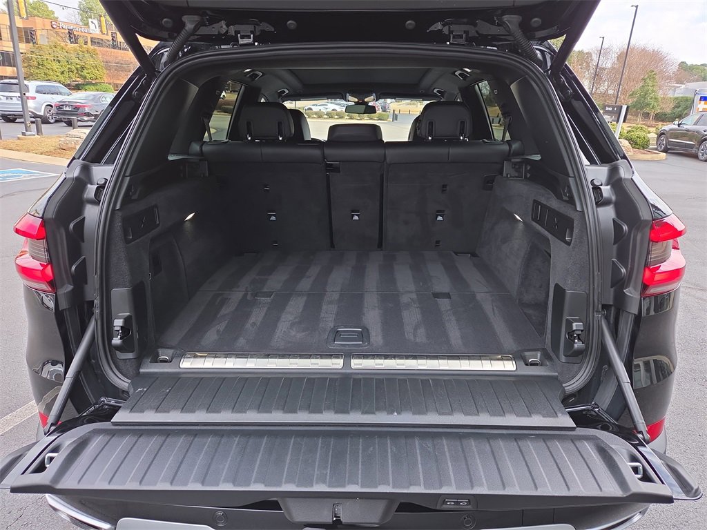 Used 2023 BMW X5 xDrive45e image 13