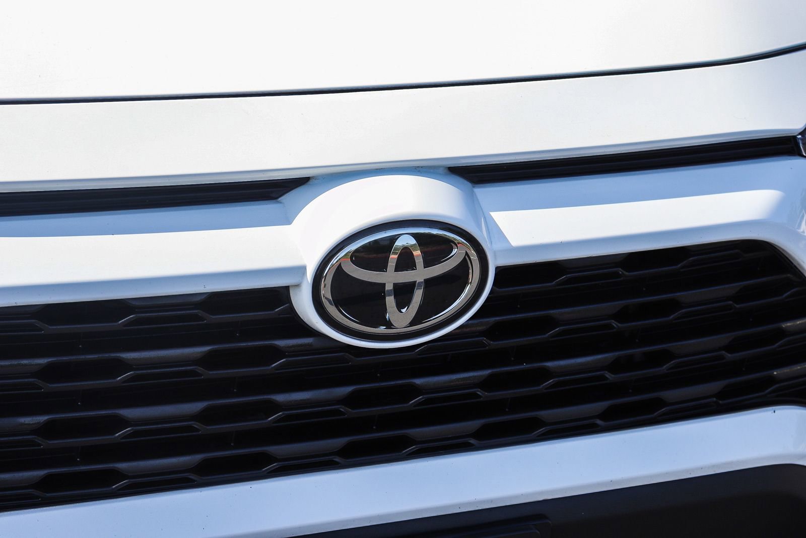 Certified 2024 Toyota RAV4 XLE FWD image 13