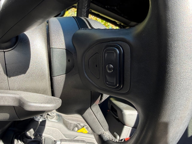 Used 2021 Jeep Wrangler Willys image 13