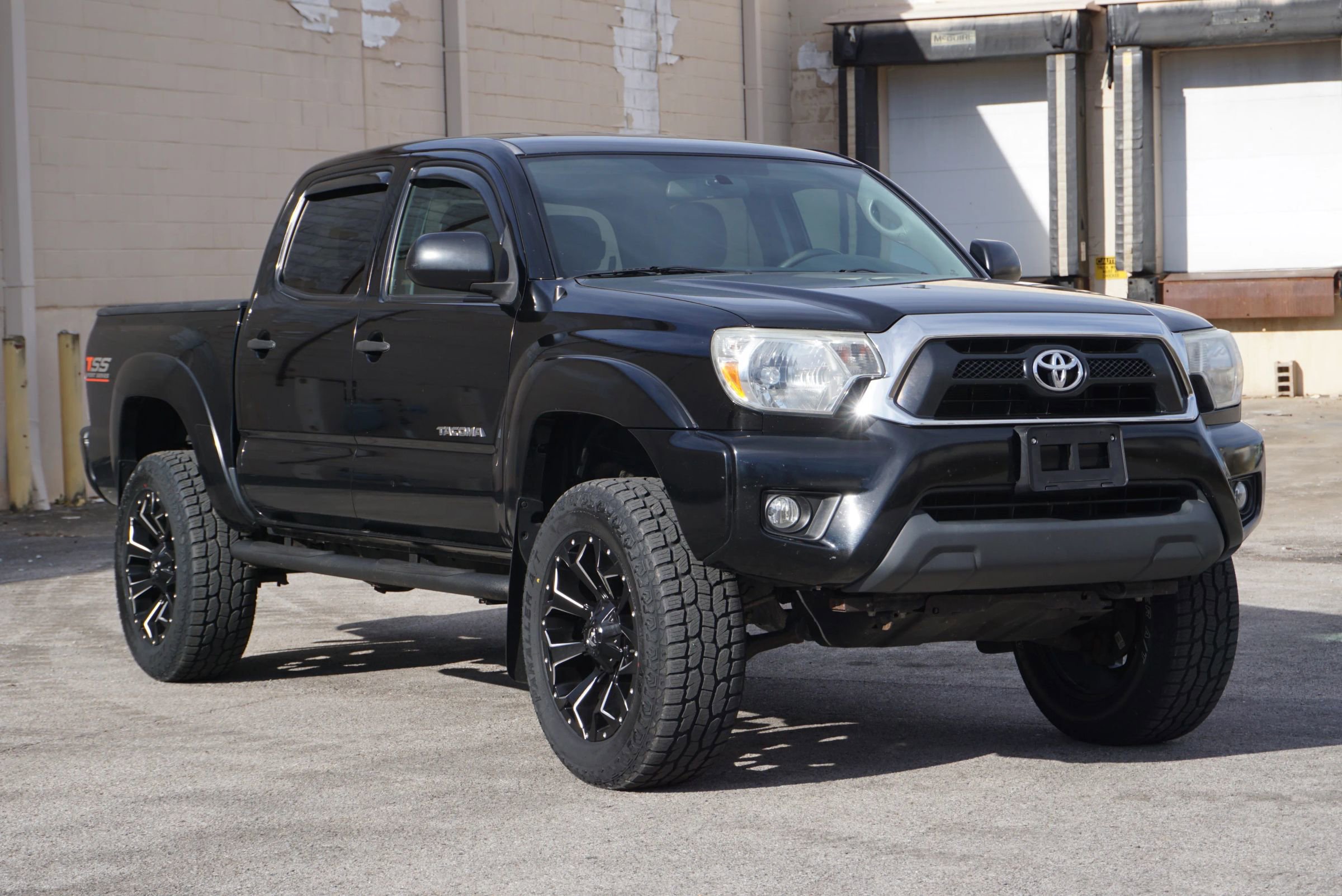 Used 2015 Toyota Tacoma PreRunner image 3
