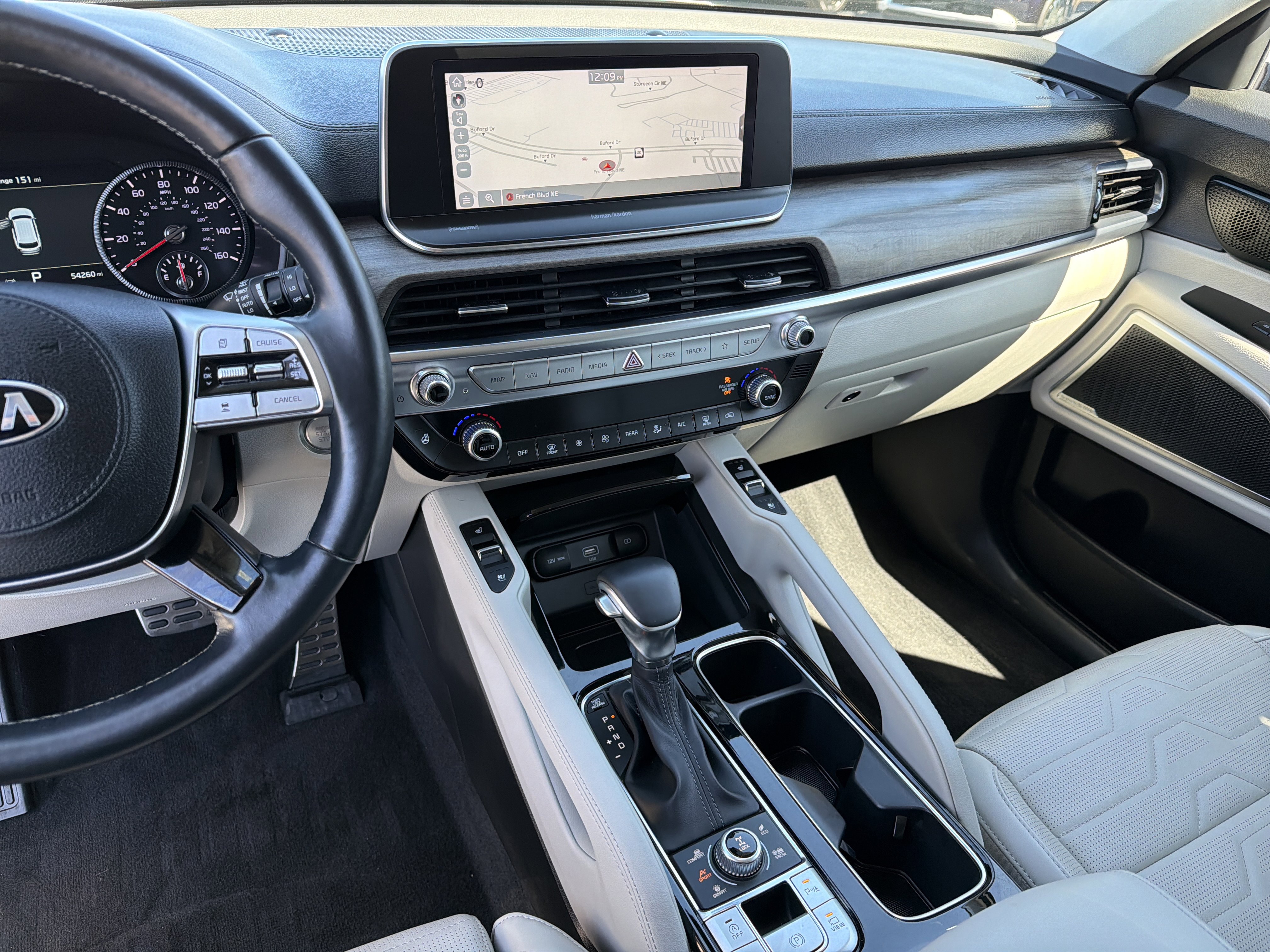 Used 2021 Kia Telluride SX w/ SX Prestige Package image 27