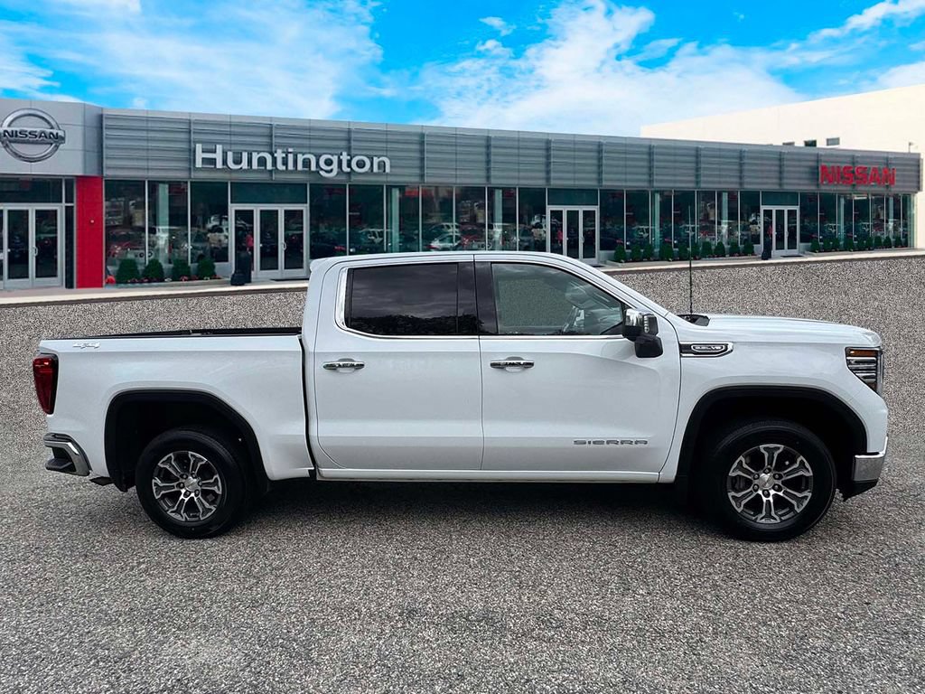 Used 2025 GMC Sierra 1500 SLT AWD/4WD image 8
