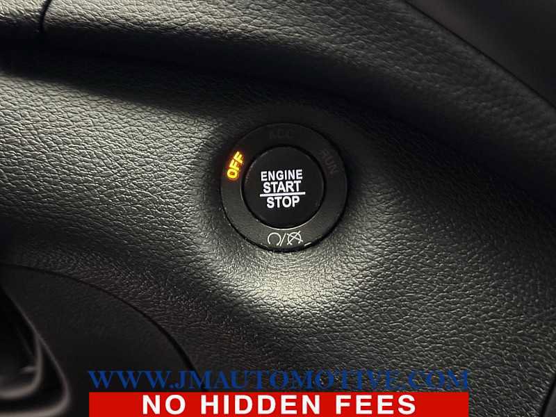 Used 2019 Jeep Cherokee Limited image 47