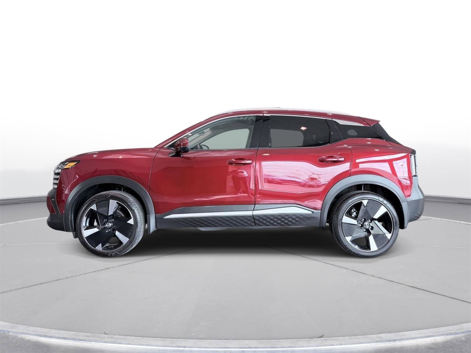 Used 2025 Nissan Kicks SR AWD/4WD image 17