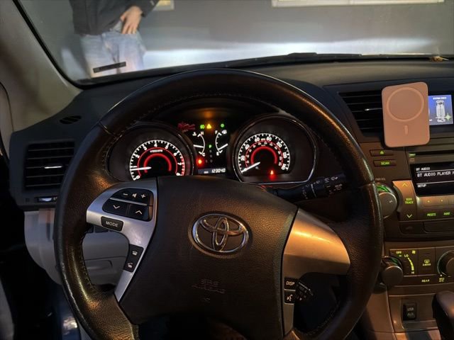 Used 2011 Toyota Highlander 4WD image 15