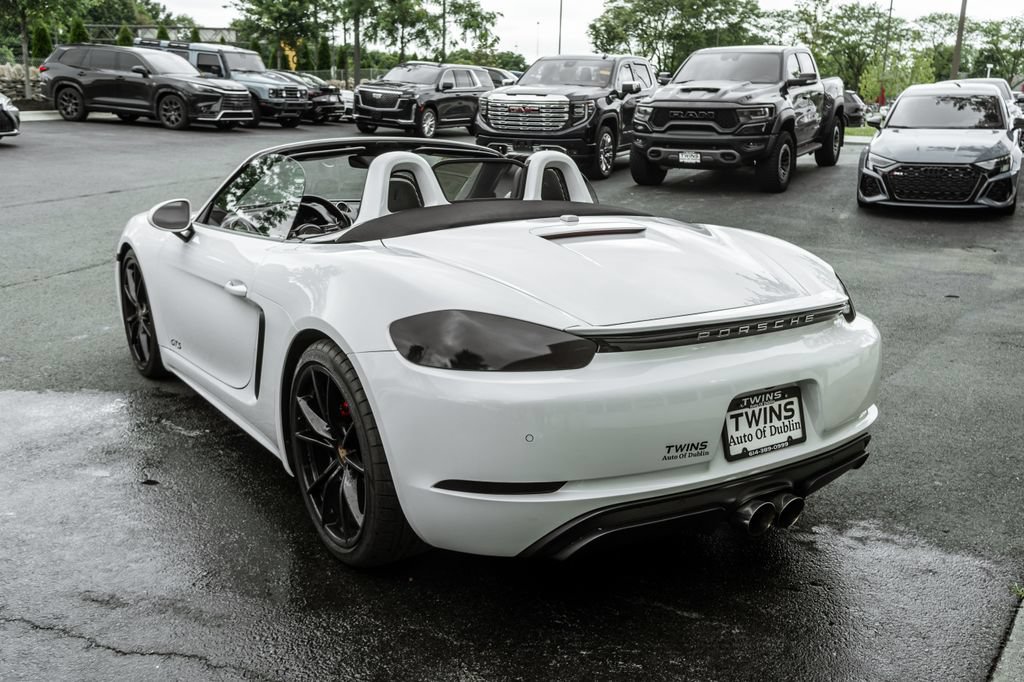 Used 2018 Porsche 718 Boxster GTS RWD image 38
