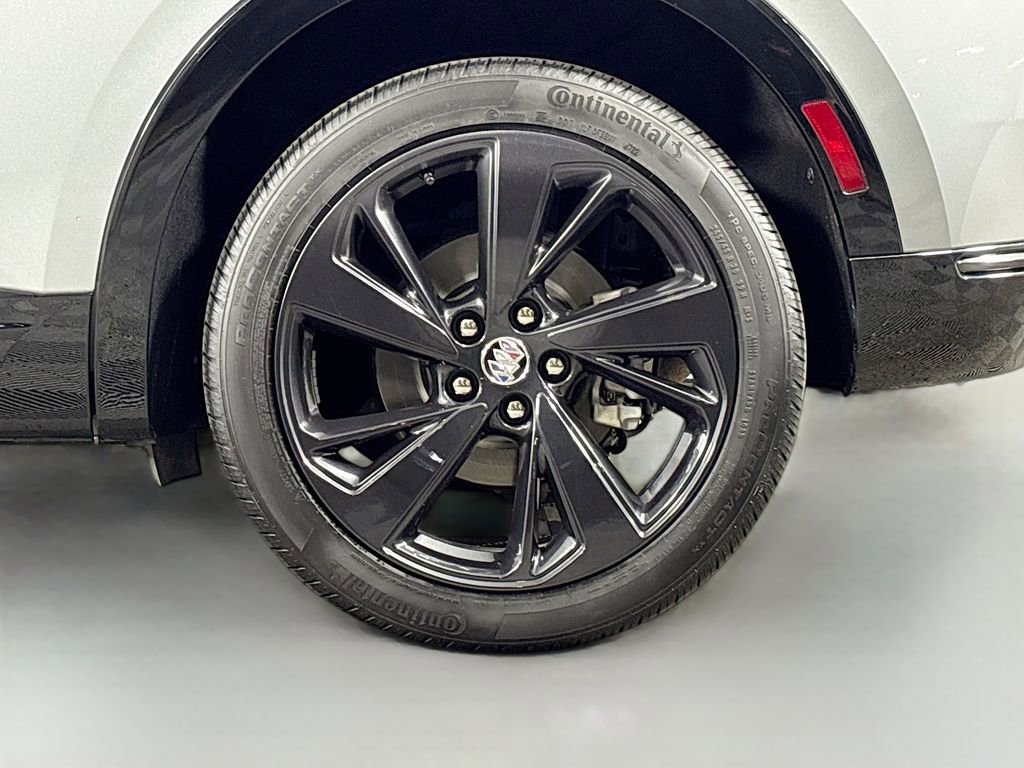 Certified 2023 Buick Envision Essence w/ Sport Touring Package image 35