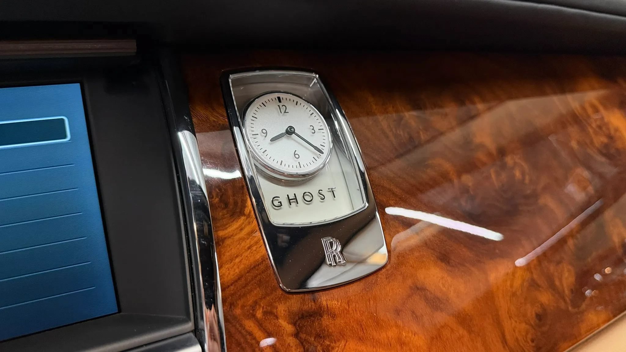 Used 2011 Rolls-Royce Ghost RWD image 23
