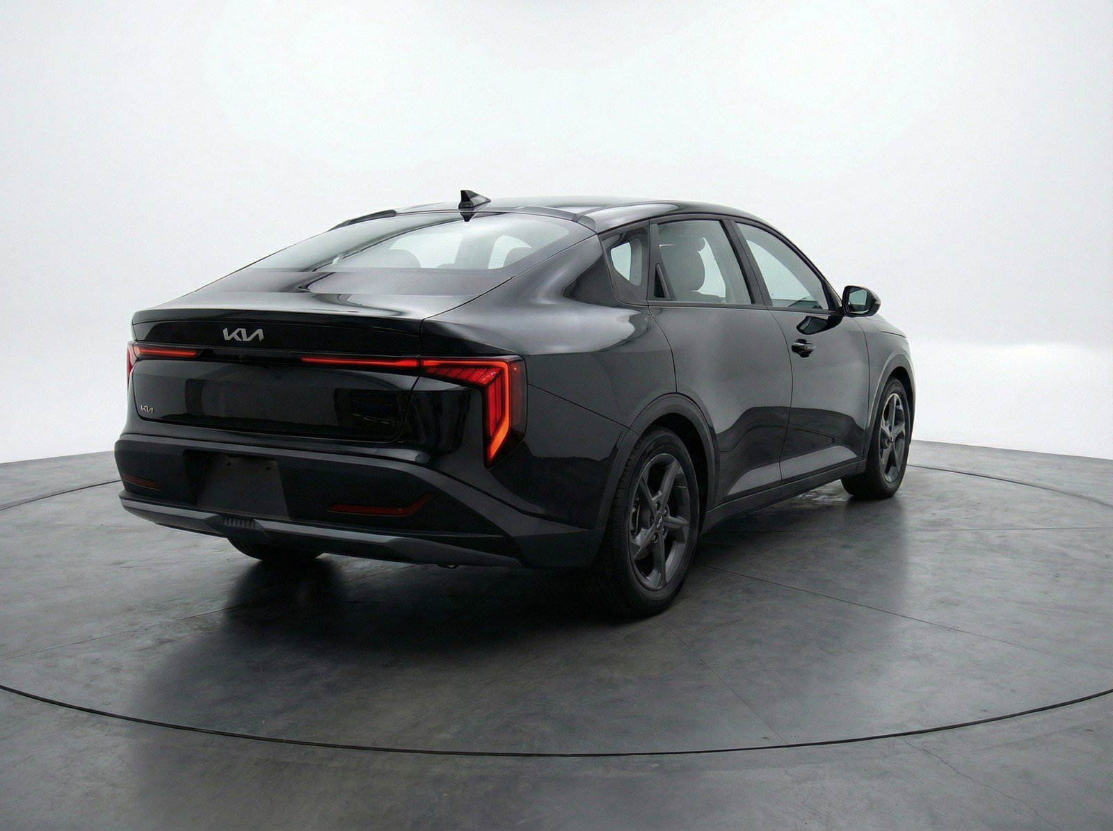 Used 2025 Kia K4 LXS FWD image 9