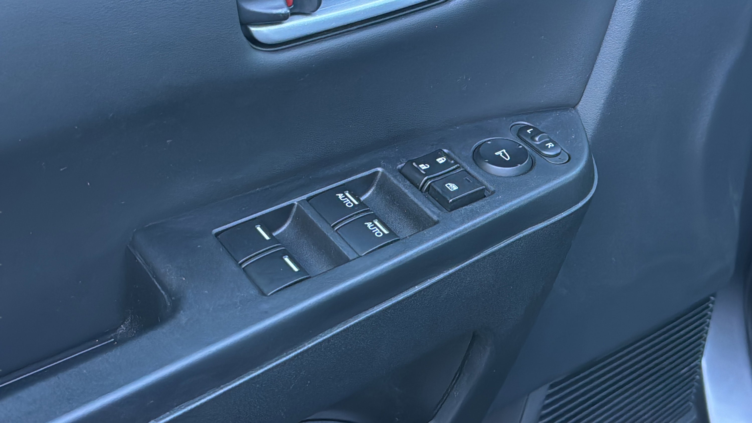 Used 2015 Honda Pilot EX-L image 44