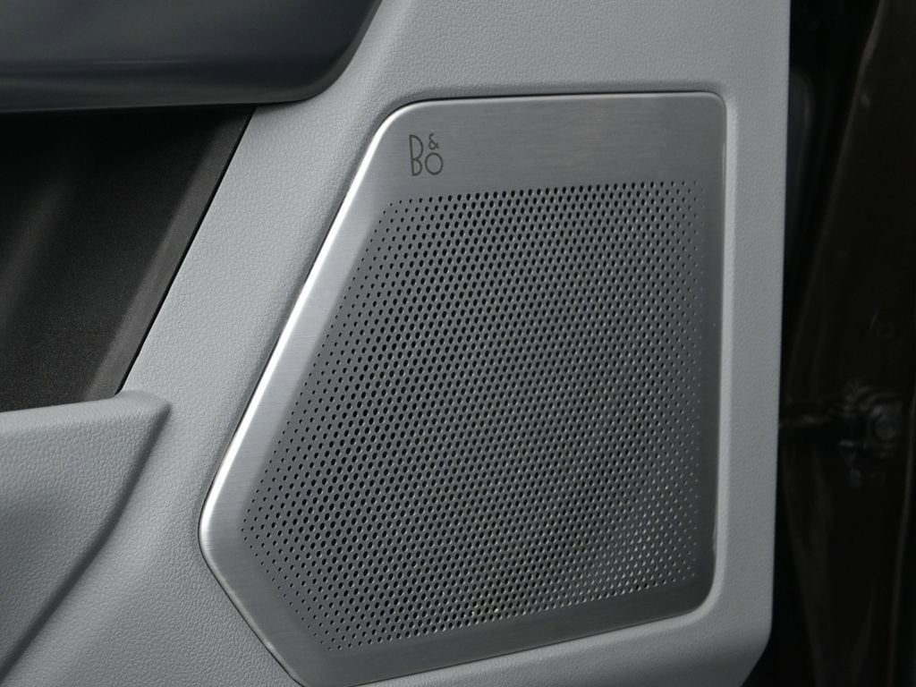 Used 2024 Ford F250 Limited w/ FX4 Off-Road Package image 13