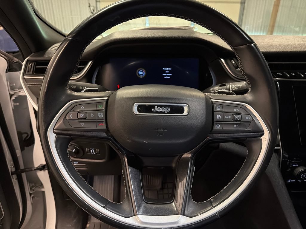 Used 2021 Jeep Grand Cherokee L Laredo AWD/4WD image 17