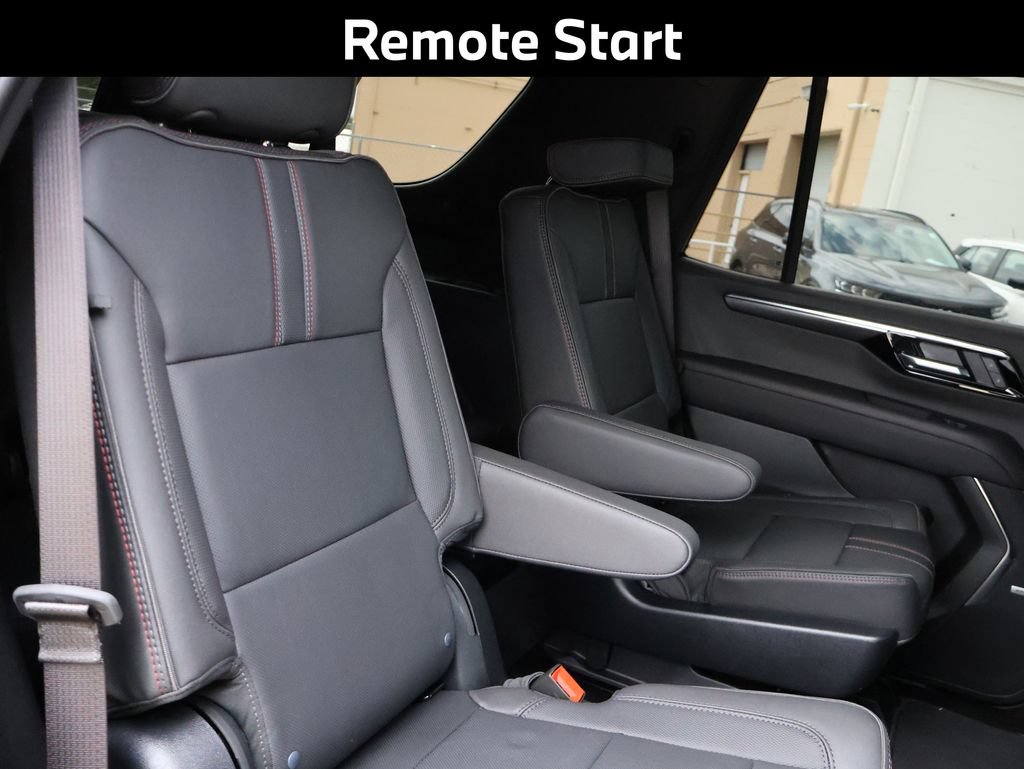 Used 2026 Chevrolet Tahoe RST w/ RST Performance Edition AWD/4WD image 13