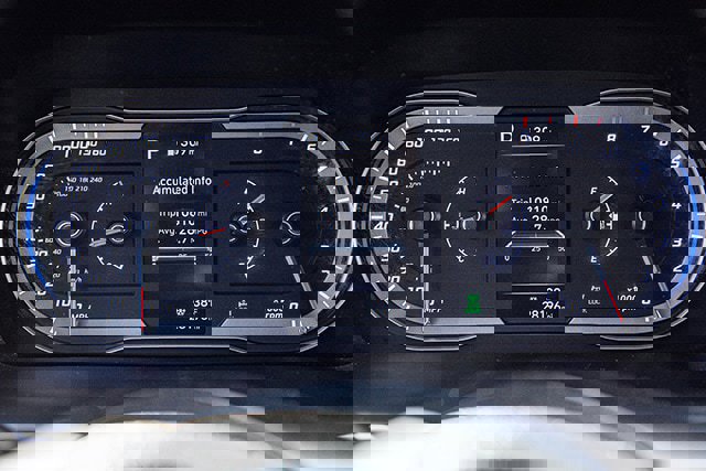 Used 2024 Hyundai Santa Cruz SE image 13