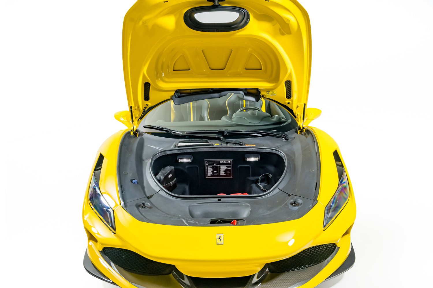 Used 2022 Ferrari F8 Tributo RWD image 46