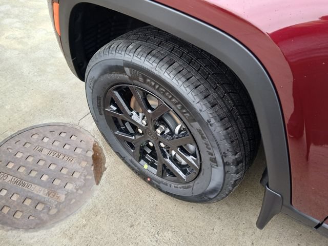 New 2025 Jeep Grand Cherokee L Laredo AWD/4WD image 31
